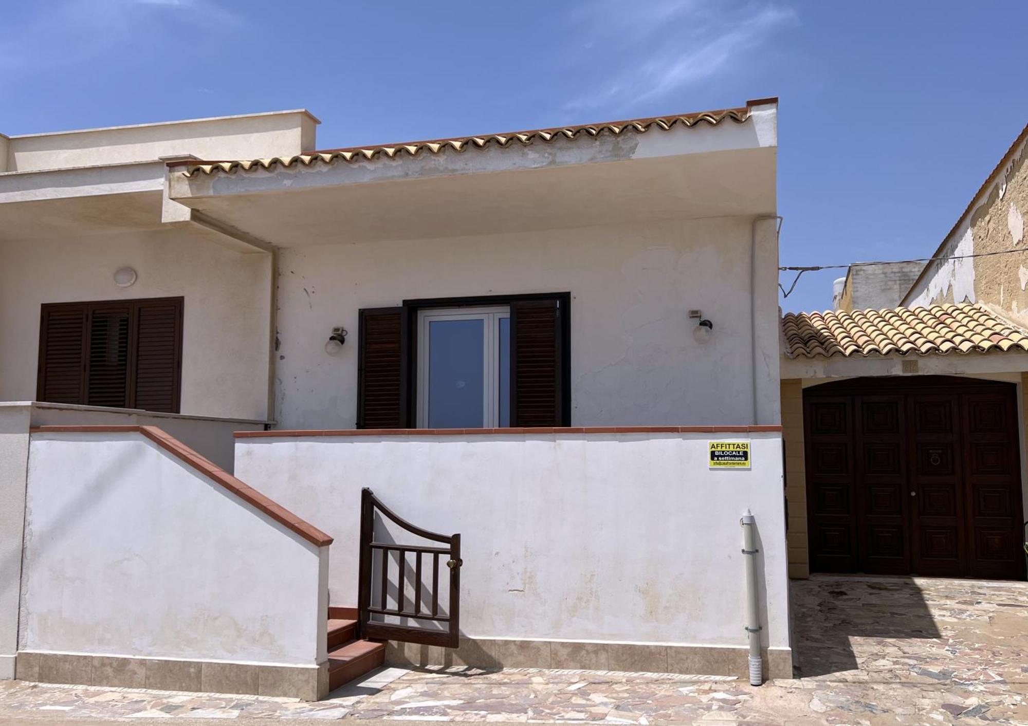 Apartmán Frontemare Tre Fontane Exteriér fotografie